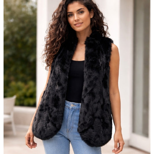 Kiss & Tell Faux Fur Vest Francesca's Women’s Small Black Open Front NWT