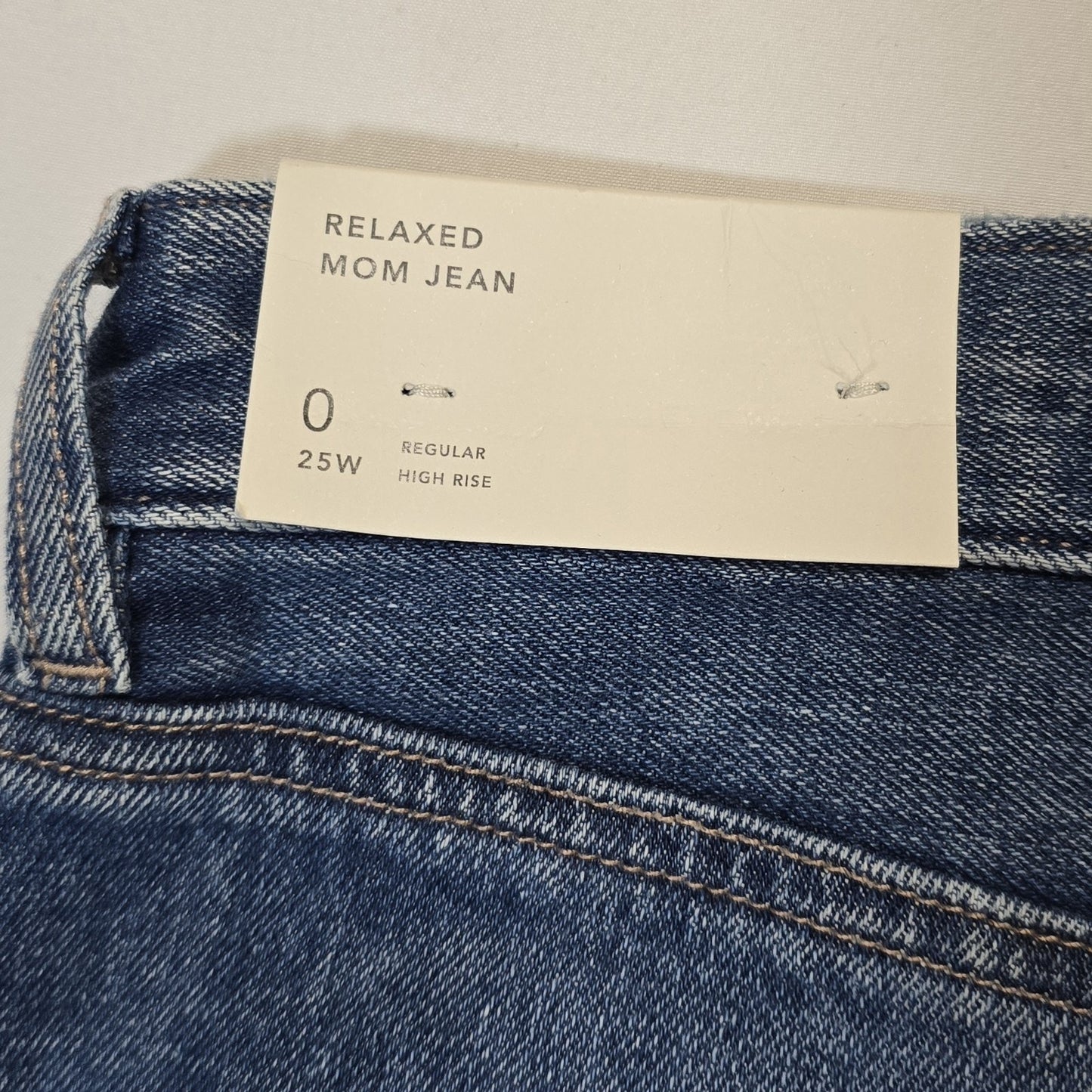 NWT American Eagle Sz 0 25W Relaxed Mom Jeans High Rise Jeans